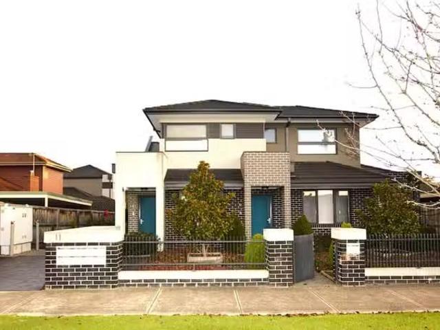 3/11 Bradshaw Street, Kingsbury VIC 3083 Apartment For Lease