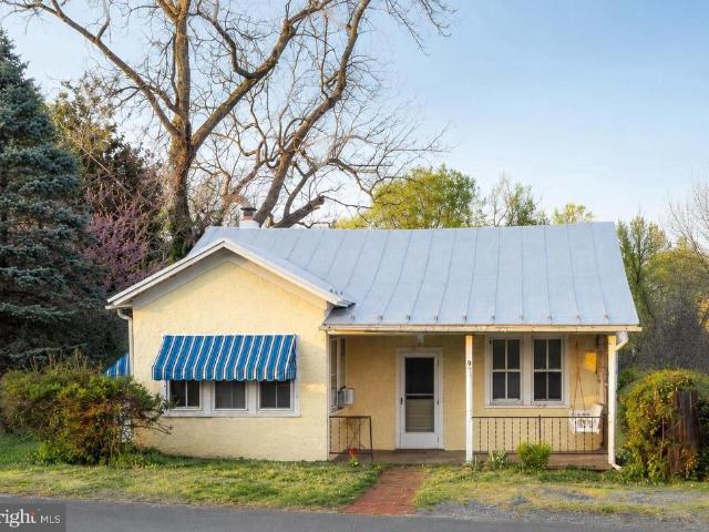 311 Grand Avenue
