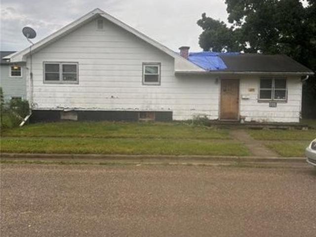 311 Davenport St, Hartsburg, IL 62656