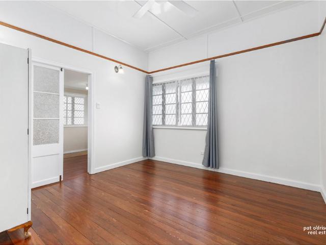 311 Denham Street, The Range