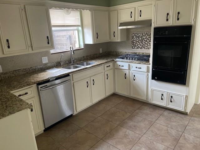 311 Edgeton Court