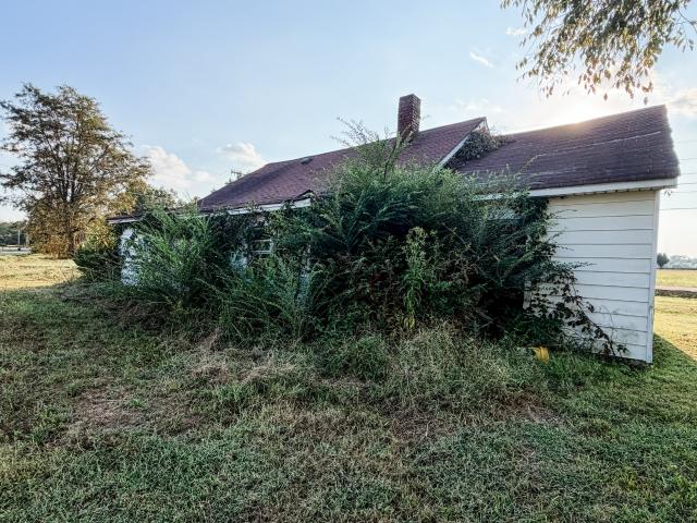 311 Old Highway 109
