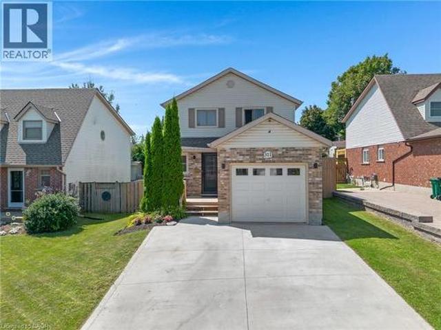 311 Misty Crescent, Kitchener, ON, N2B 3V6 house for sale | Listing ID 40857 | Royal LePage
