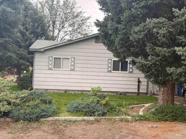 311 S Ave. East