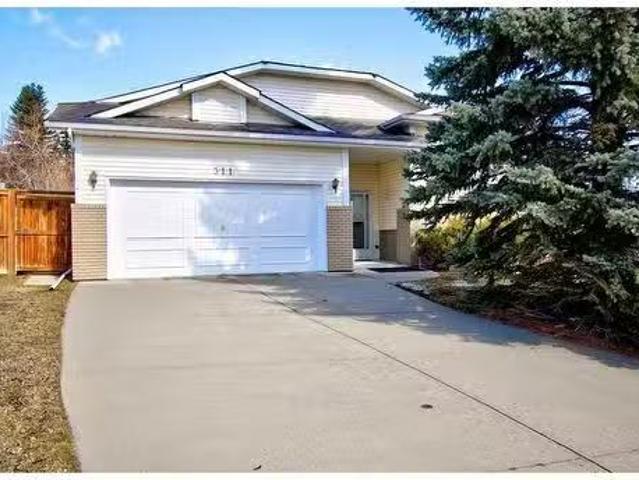 311 Signal Hill Place Sw, Calgary, AB, T3H 2M5 house for sal.