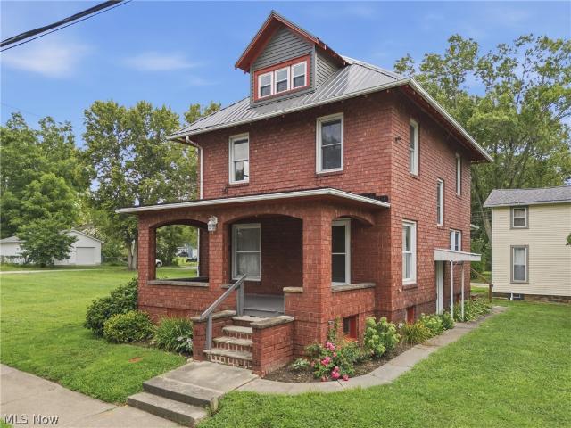 311 Spink Street