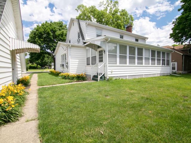 311 W 2nd Street