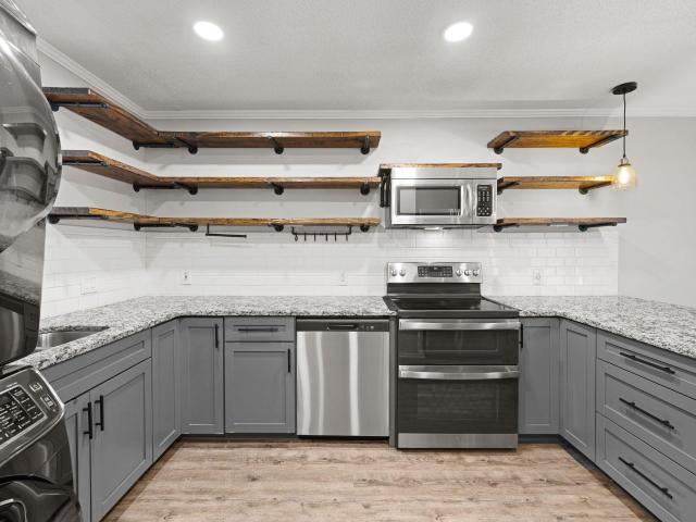 311 W Earle Street