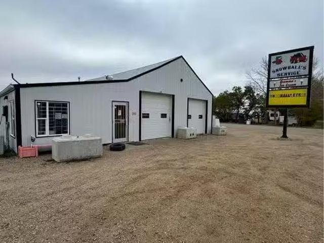 311 Waterloo Street, Veteran, AB, T0C 2S0 commercial for sal.