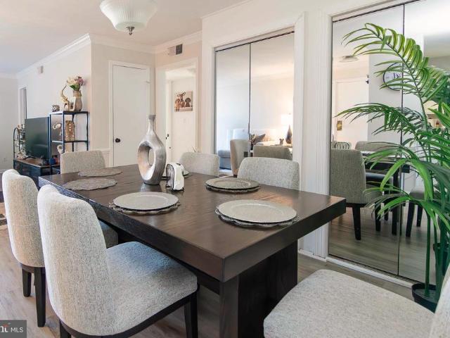 3125 Patrick Henry Drive # 230