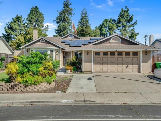 31262 San Andreas Dr, Union City, CA 94587