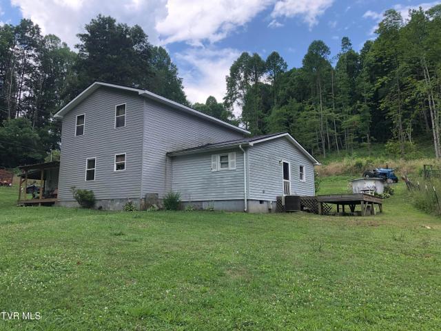 3128 North Highway 421