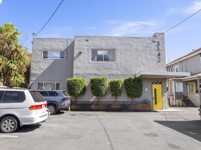 3128 Fruitvale Ave