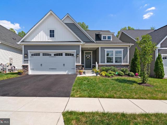 3129 Meander Bend