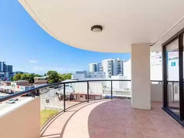 312/11 Mooramba Road, Dee Why, NSW 2099