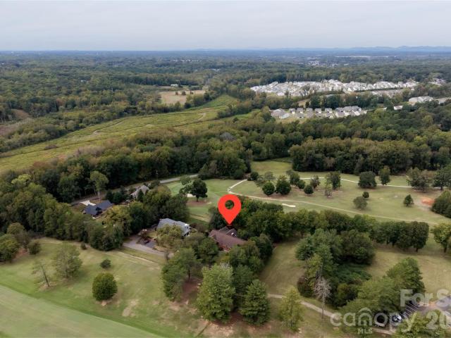 3121 Oakmont Road