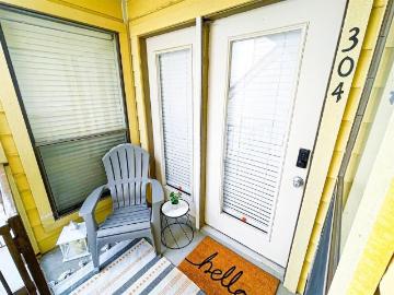 3121 Sondra Drive # 304
