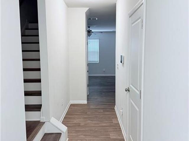 3122 Meadowstone Lane SW