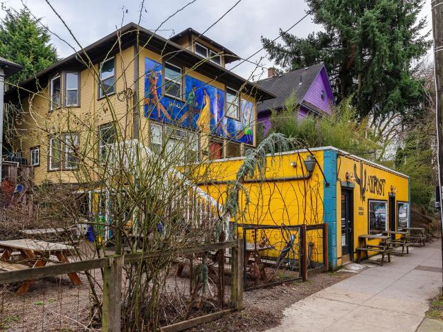 3122 n williams ave