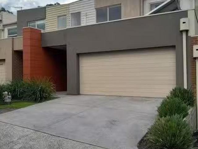 31/23 Atlantic Drive, Pakenham, VIC 3810 Townhouse for Rent