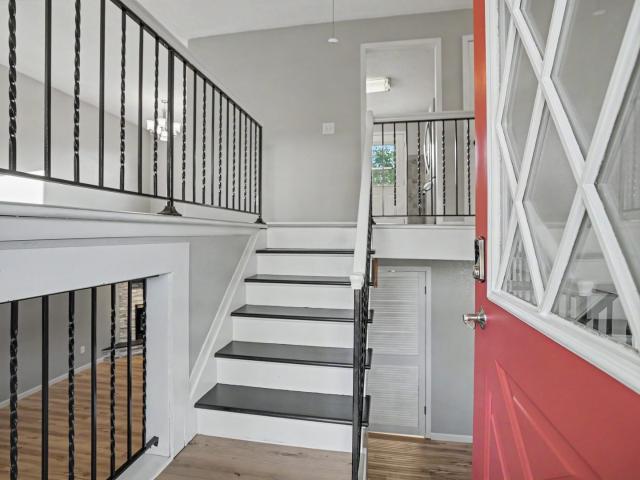 3123 Somerset Drive