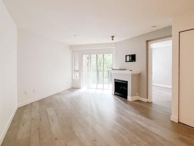 312 1633 Mackay Avenue, North Vancouver