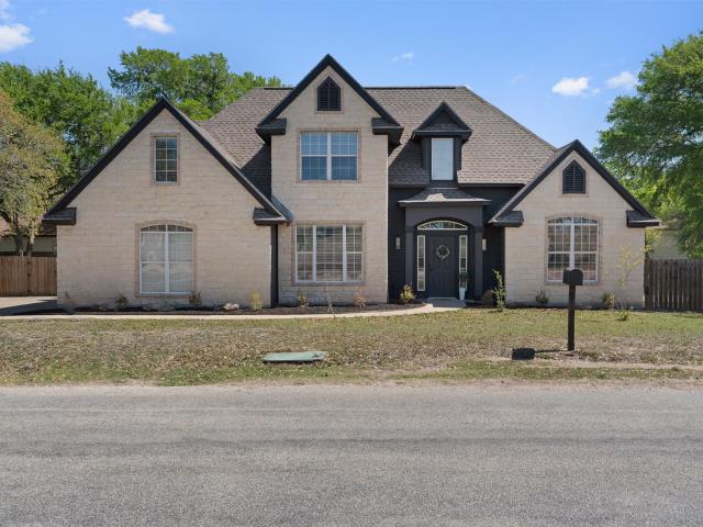 312 Country Club Dr, La Grange, TX 78945 | MLS #9441