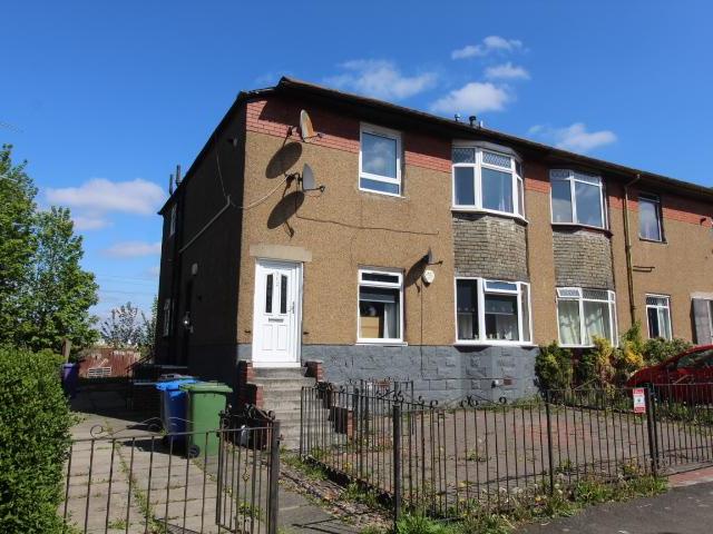 312 Chirnside Road, Glasgow G52 2LF 3 bed flat to rent £945 pcm £218 pw