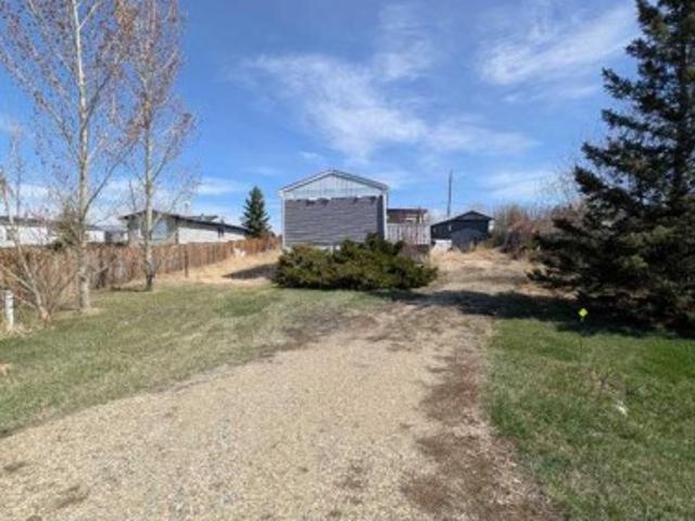312 Christian Avenue, Standard, AB, T0J 3G0 house for sale | Listing ID A2306 | Royal LePage