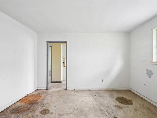 312 Farrar Avenue