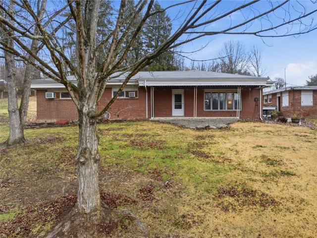 312 Flatwoods Rd, Vanderbilt, PA 15486 | MLS #1759