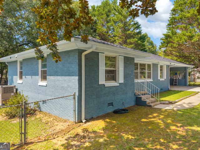 312 Hilltop Lane