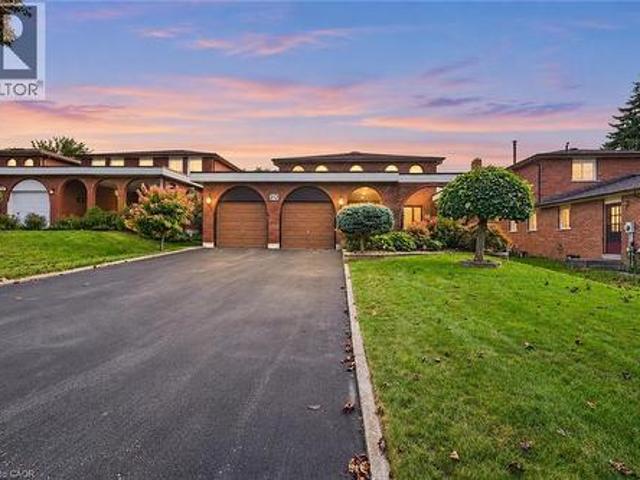312 Huntingwood Drive, Oshawa, ON, L1J 7C5 house for sale | Listing ID 40866 | Royal LePage