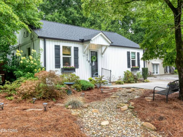 312 Incline Lane
