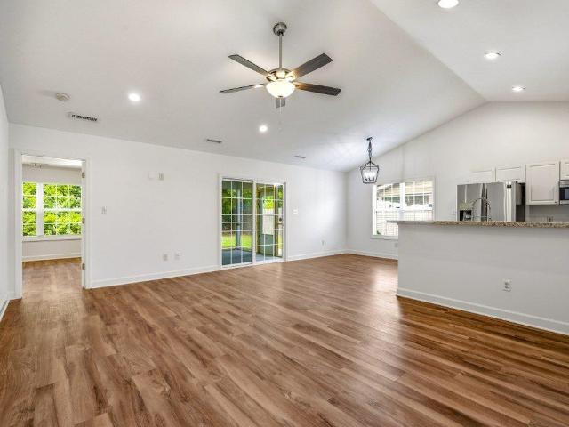 312 Ingonish Ct