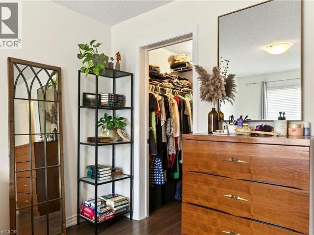 312 JEMIMA Drive, Oakville, Ontario, L6M0V6