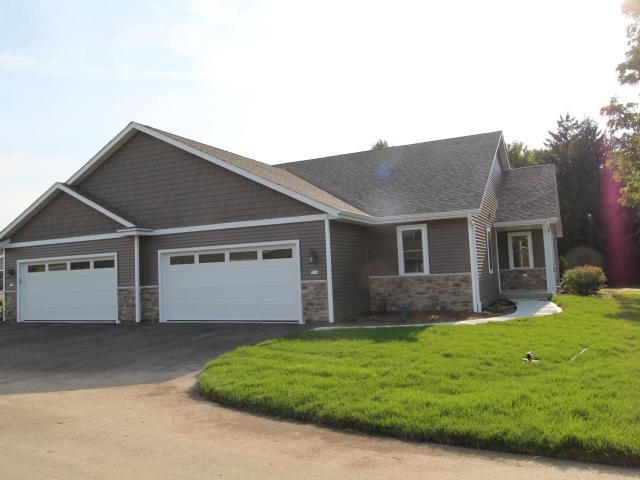 312 N Trailview Cir, Unit 25, Waterford, WI 53185 | MLS #1939