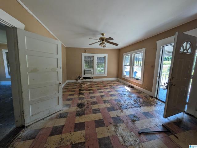 312 N Pine Hill Road