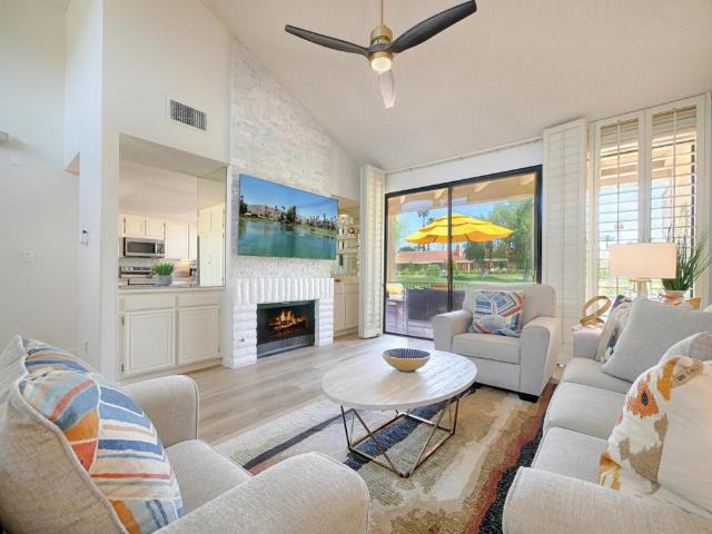 312 S Sierra Madre S