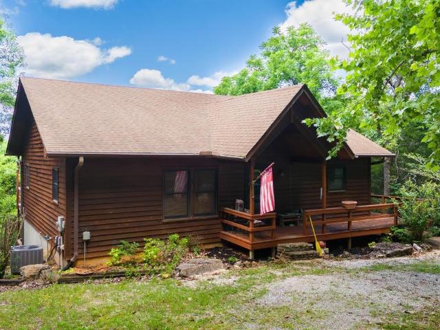 312 Shadow Oak Lane