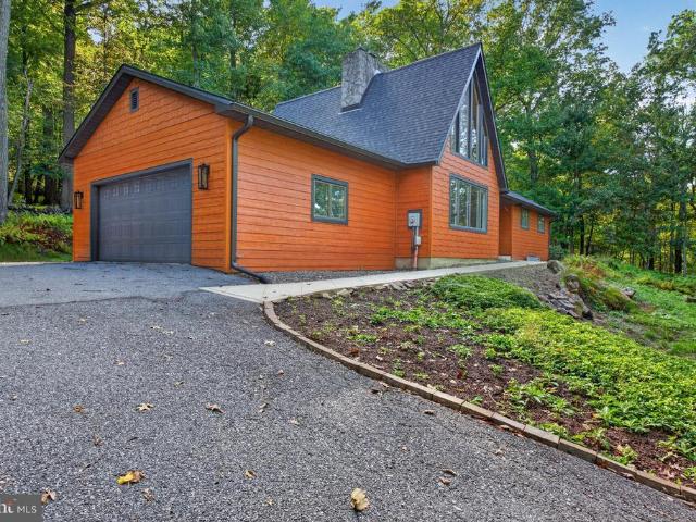 312 Spring Hill Lane
