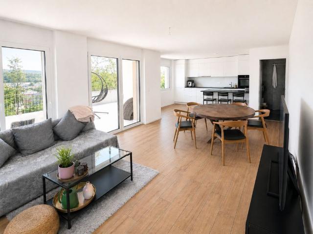 31/2 ROOM ATTIC APARTMENT IN WEINFELDEN TG, FURNISHED, TEMPORARY