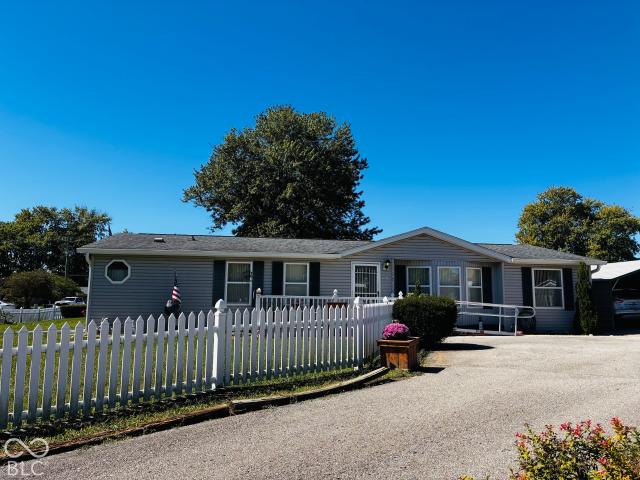 312 W Lou Lane