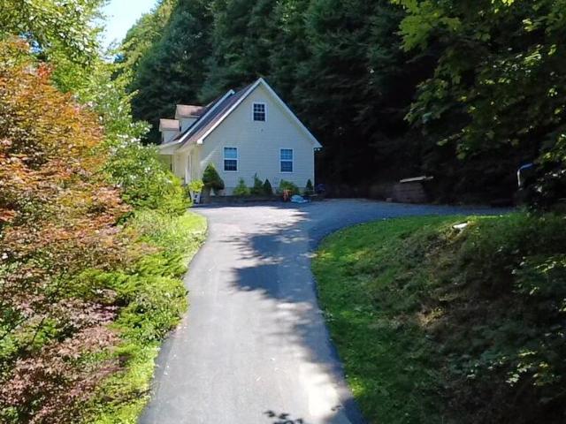 312 Wade Hollow Rd