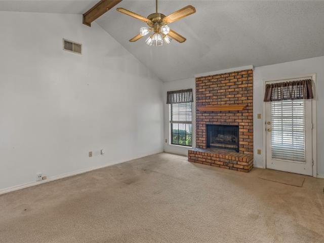 3135 Le Oaks Drive