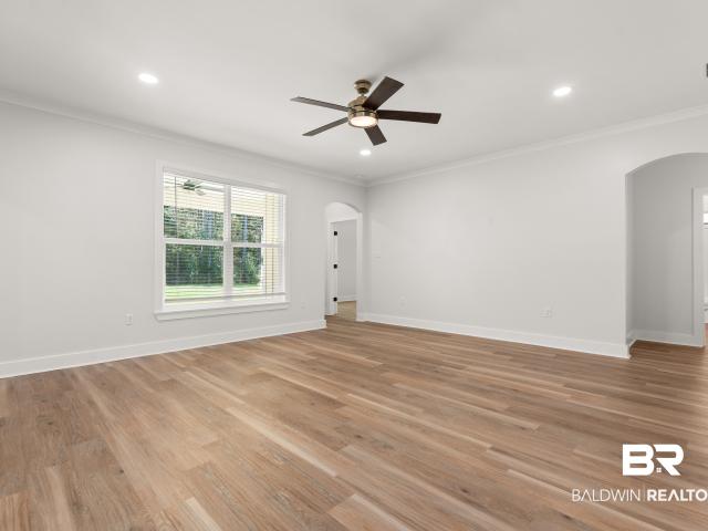 3135 Riverview Drive