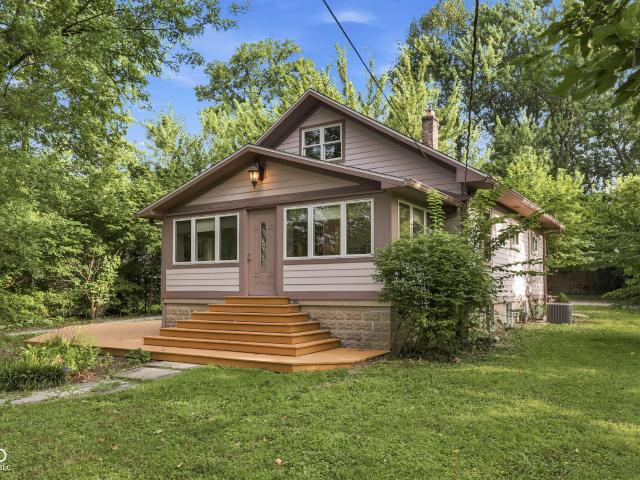 3136 E Edgewood Avenue