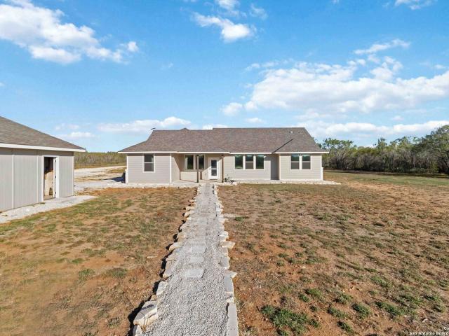3137 County Road 5710, Devine, TX 78016 | MLS #1969
