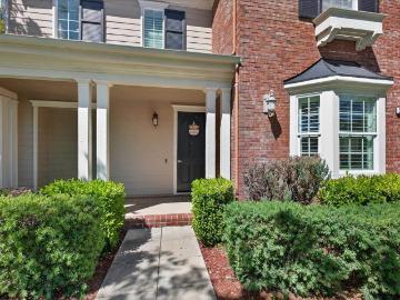 3139 Sweetviolet Dr