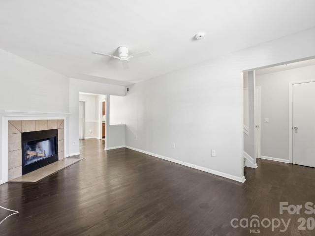 3132 Heathstead Place